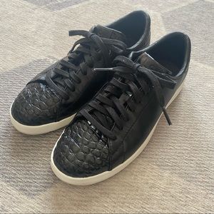 Cole Haan Grandpro croc embossed tennis sneakers, size 6